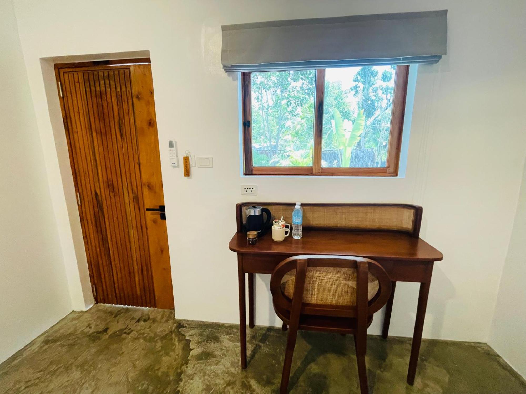 Maayong Hostel (Adults Only) Moalboal Extérieur photo