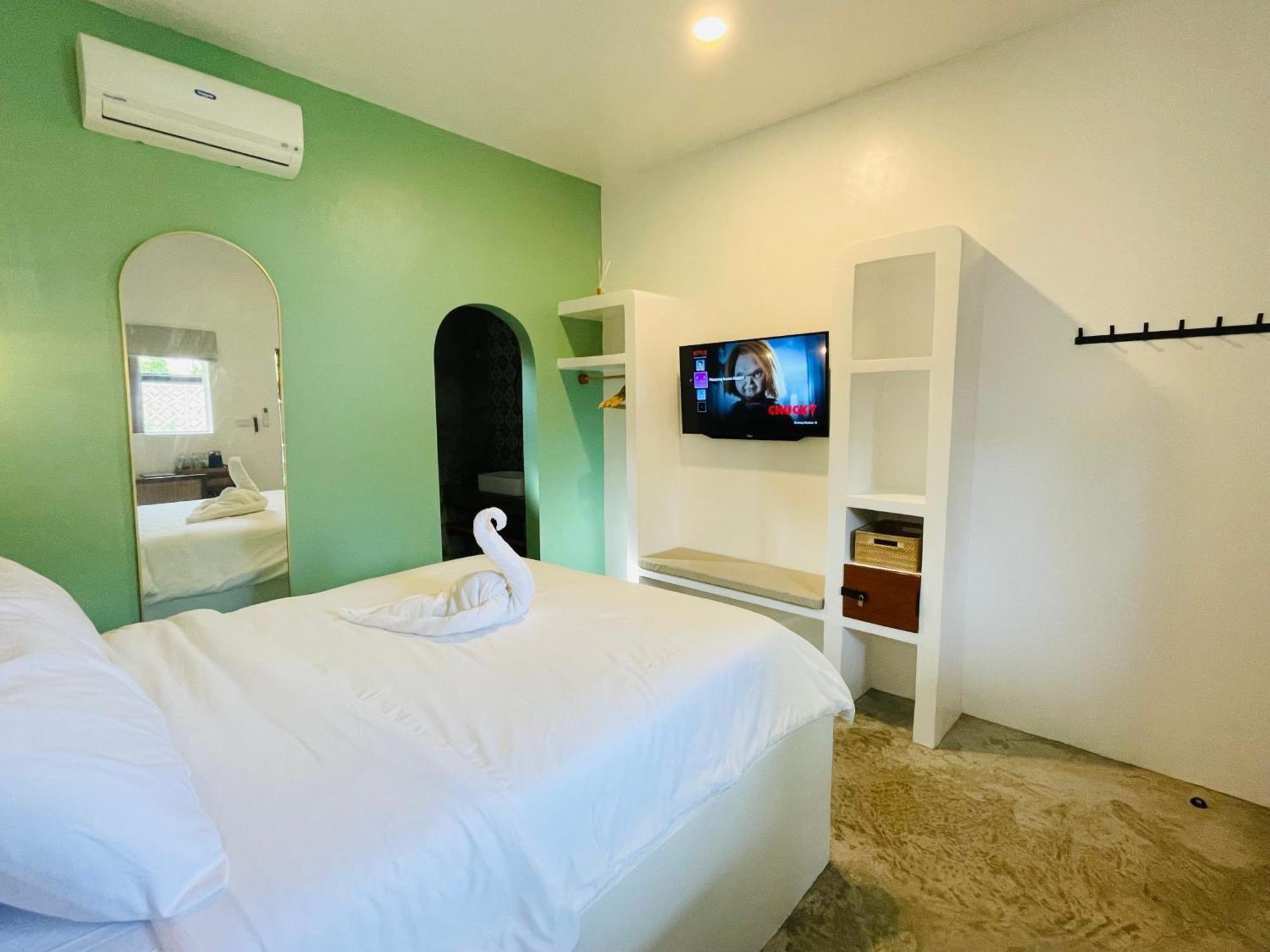 Maayong Hostel (Adults Only) Moalboal Extérieur photo