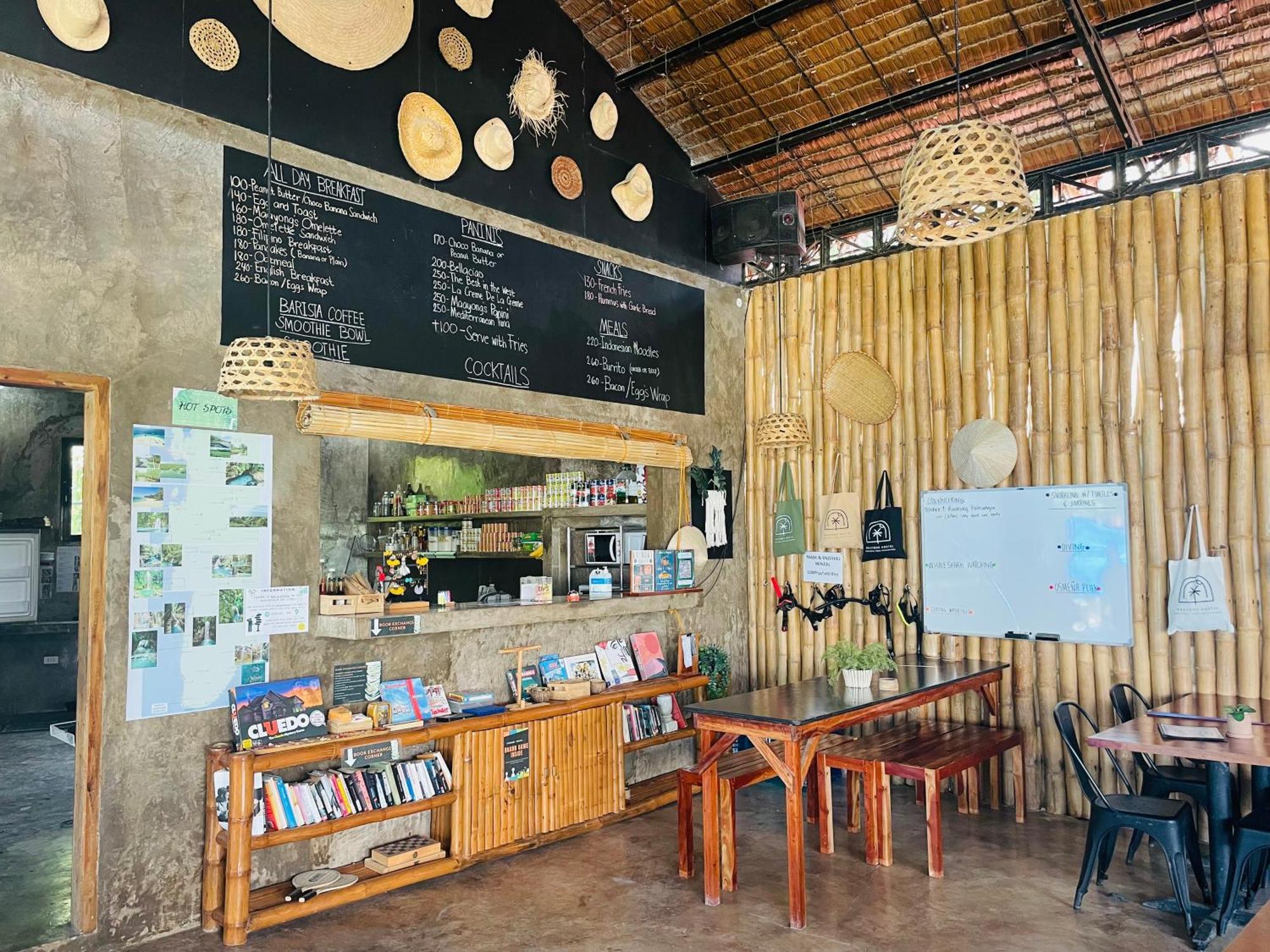 Maayong Hostel (Adults Only) Moalboal Extérieur photo