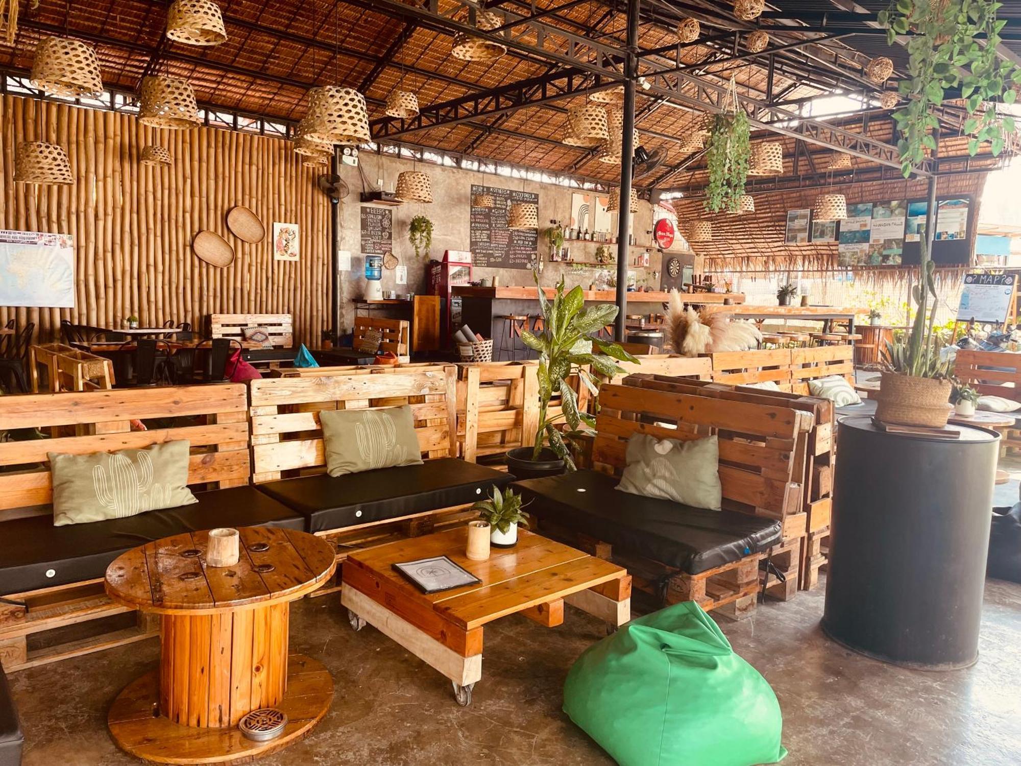 Maayong Hostel (Adults Only) Moalboal Extérieur photo